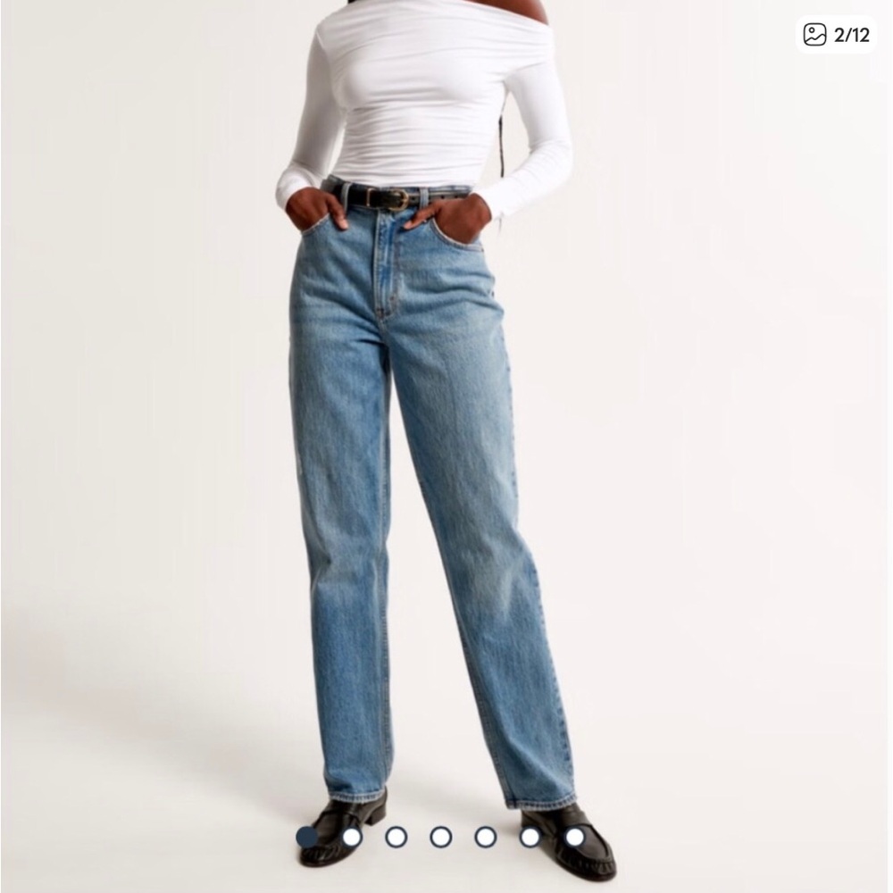 NWT Abercrombie & Fitch The 90’s Straight Ultra High Rise Jeans